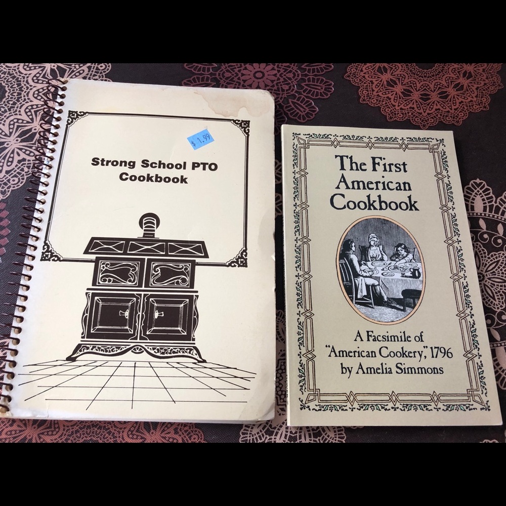 Set of 2 vintage and old fashioned cookbooks